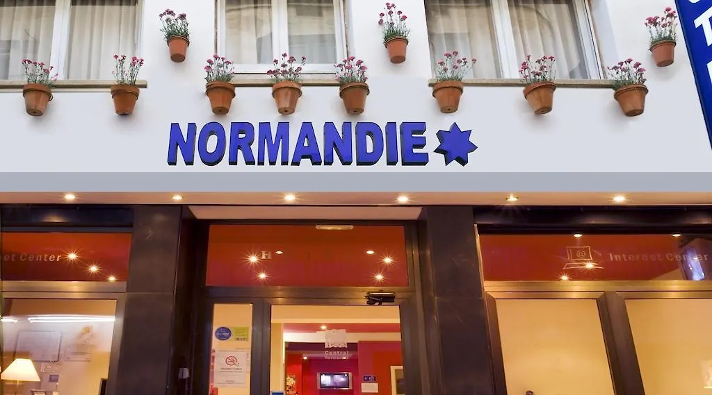 Hotel Central Normandie 시체스