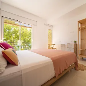 Sitges Beach Hostal Pensión